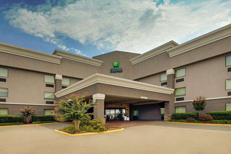 Hotel Baymont Inn And Suites Nashvil