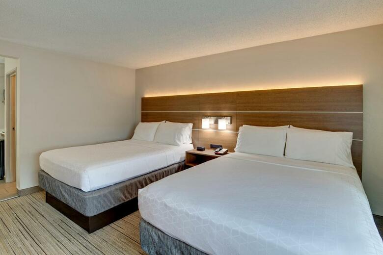 Hotel Baymont Inn And Suites Nashvil
