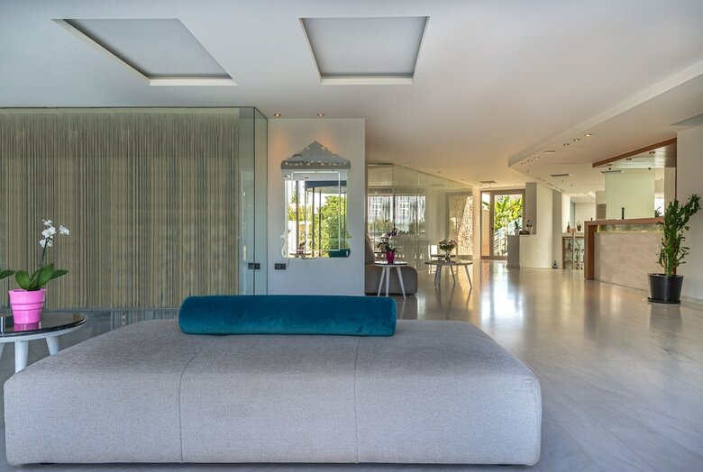 Hotel Minos Mare Royal