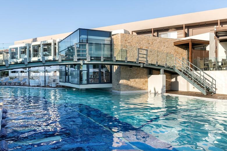 Hotel Minos Mare Royal