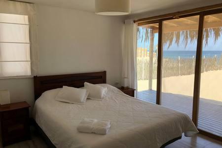 Canoas De Punta Sal Beach House