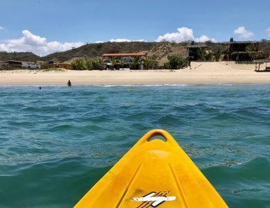 Canoas De Punta Sal Beach House