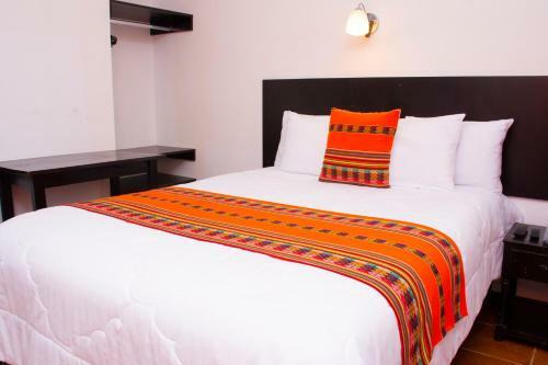 Hotel La Casa De Los Balcones
