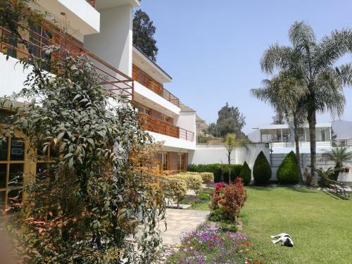 Hotel Las Cumbres Inn