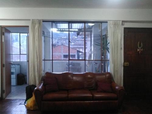 "julias Apart"