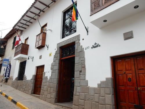 Kimsa Hotel