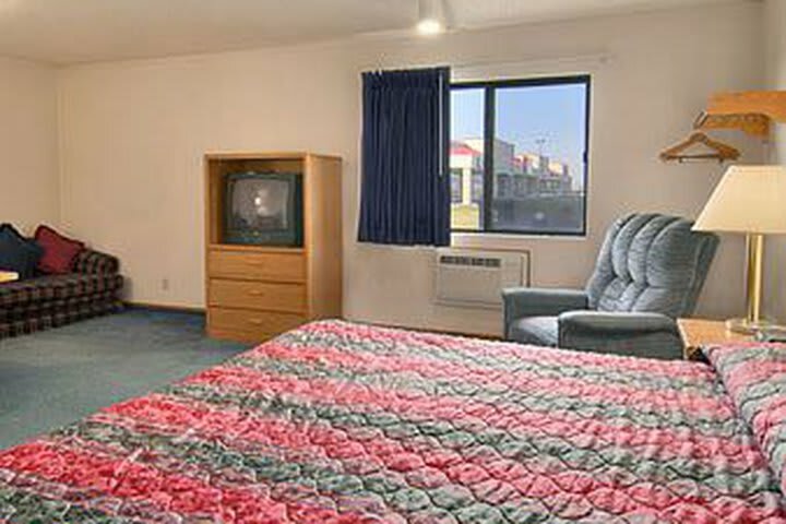 Hotel Super 8 Marshall