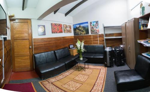 Carlos Guest House Cusco 4