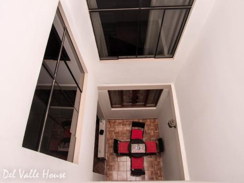 Del Valle House