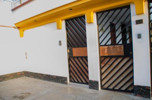 Hostal Jazmines Lodging