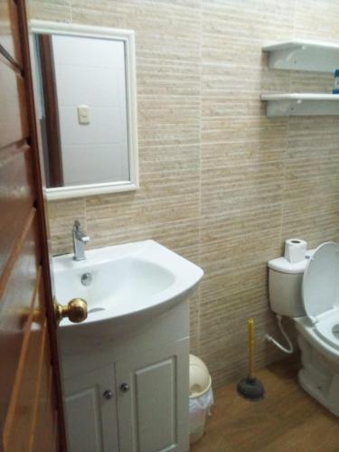 Albergue Monkey Backpackers