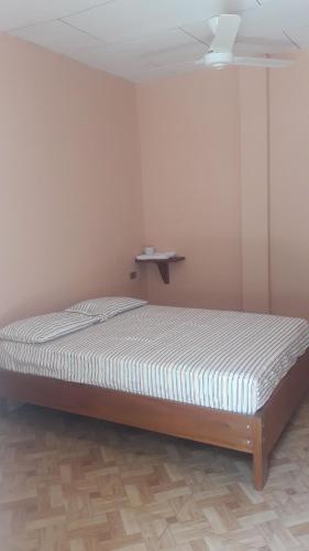 Motel Las Colinas Hospedaje