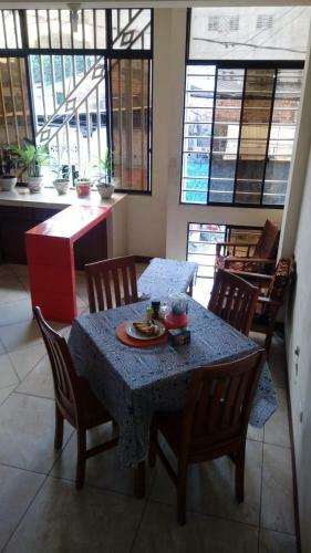 Hostal Guten House Hostel