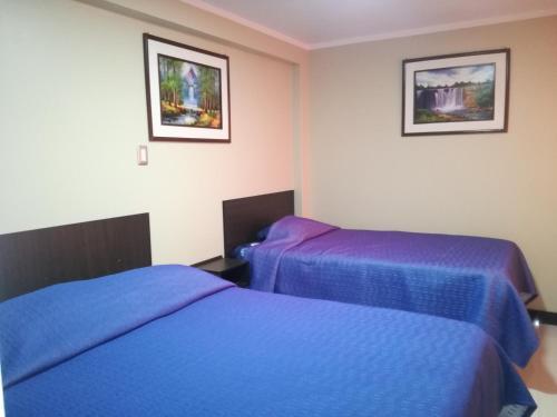 Hostal Hotel Costa Azul Cochera