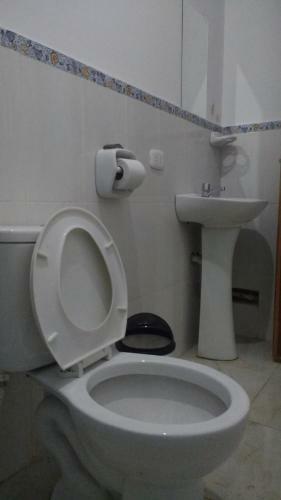 Hostal Bach�g