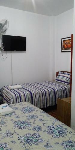 Hostal Bach�g