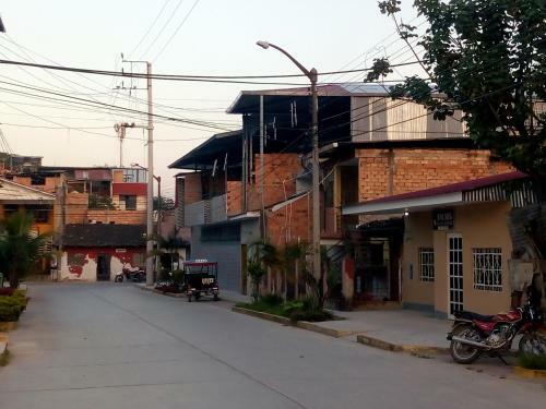 Hostal Bach�g