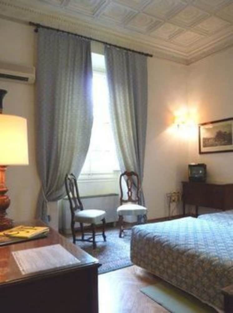Hotel Classic