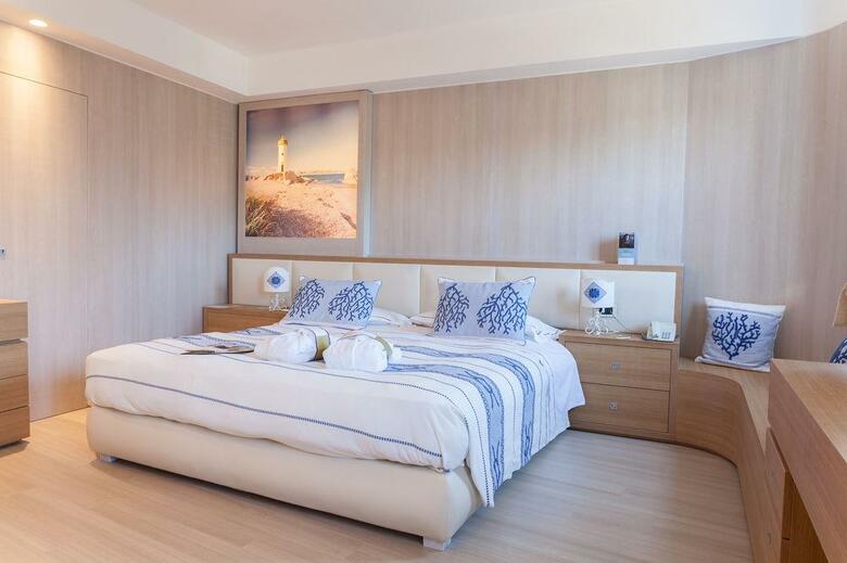 Hotel Mercure Olbia Hermaea