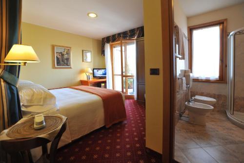 Hotel Riz Ferrari