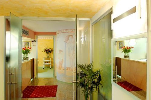 Hotel Riz Ferrari