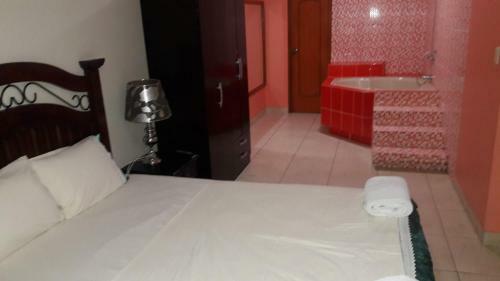 Hostal Hotel Via Loma Blanca