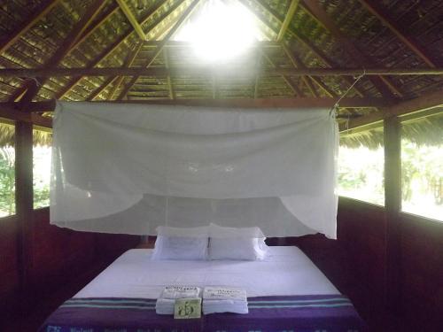 Ecolucerna Lodge