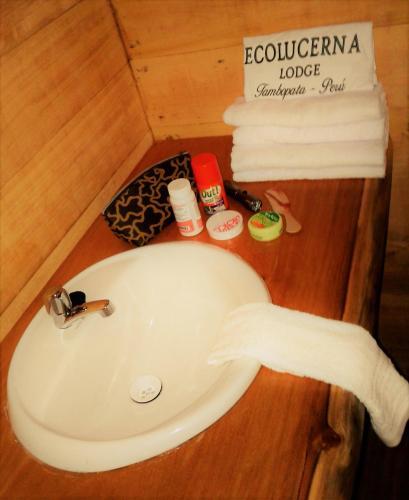 Ecolucerna Lodge