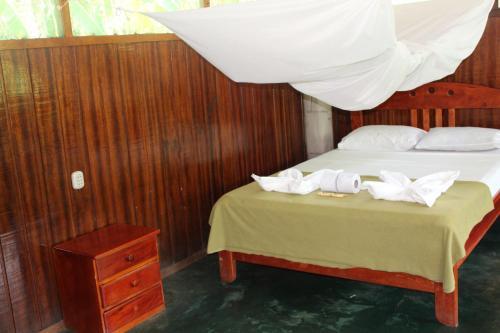 Paradise Amazon Tambopata Ecolodge