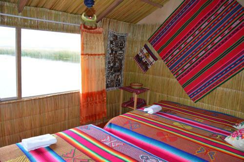 Uros Aruntawi Lodge