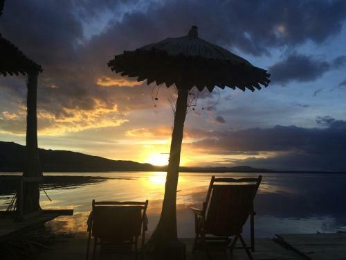 Uros Lodge Lago Titicaca Peru