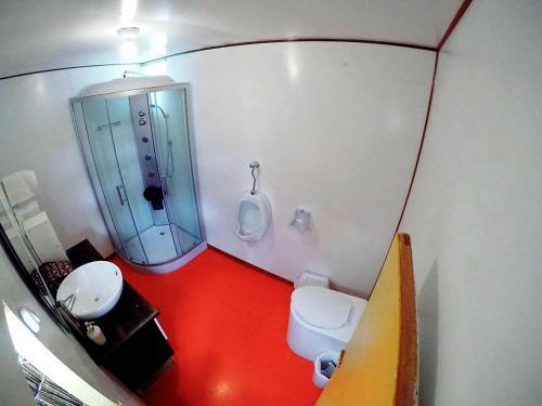 Hostal Uros Lupaka Lodge Hotel