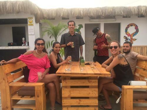 Albergue Surfari Punta Rocas
