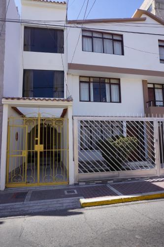 Hostal Residencial Mamamia