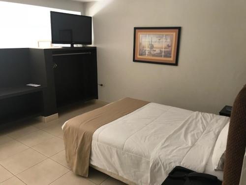 Hotel El Angolo Talara