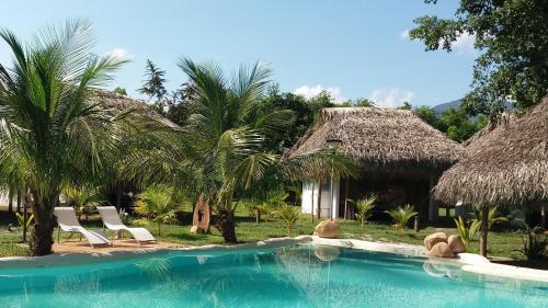 Hotel Coconut Tarapoto - Eco Bungalows & Lagoon Pool
