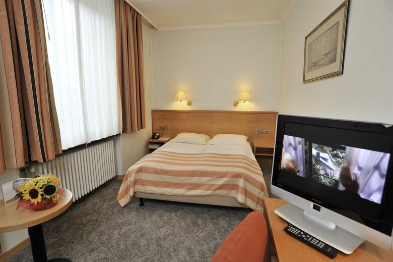 Hotel Golden Tulip Central Molitor