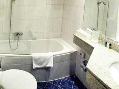 Hotel Golden Tulip Central Molitor