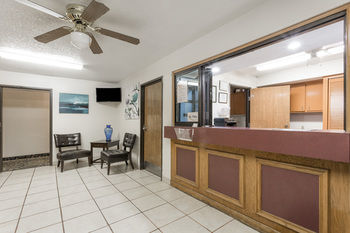 Hotel Super 8 Hampton