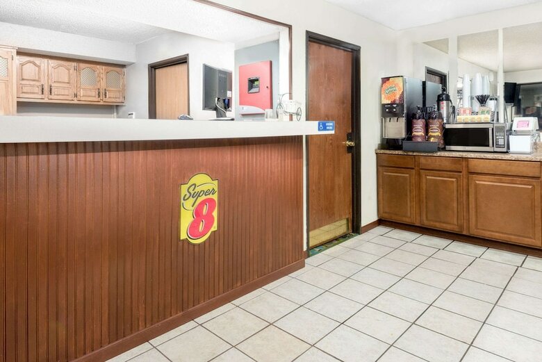 Hotel Super 8 Kent/akron Area