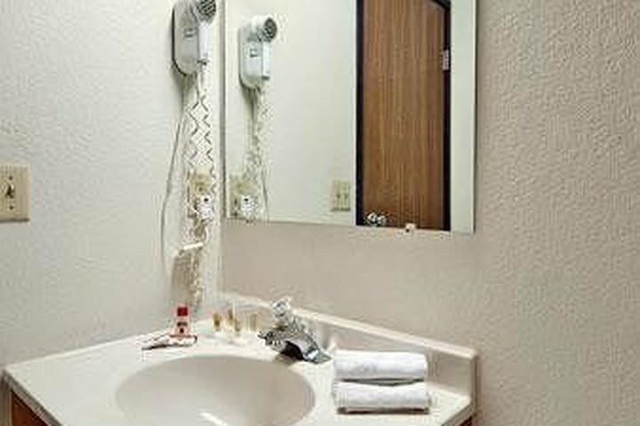 Hotel Super 8 Kent/akron Area