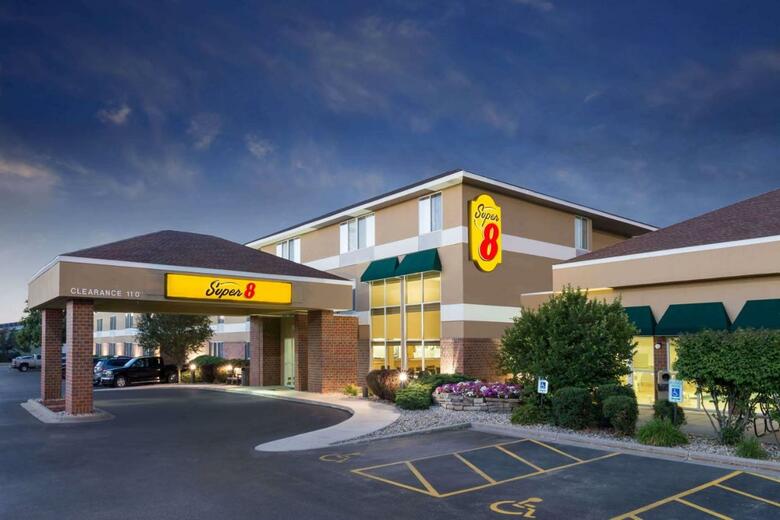 Hotel Super 8 Madison South