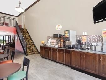 Hotel Super 8 Grand Prairie North