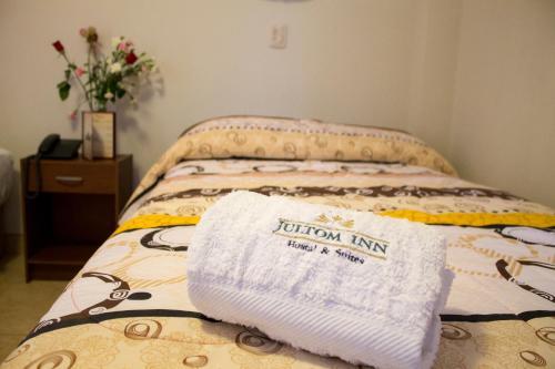 Hotel Jultom Inn & Suites