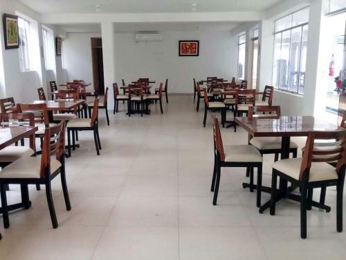 Hotel Per� Hosting - Punta Sal