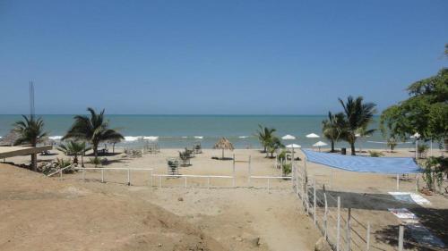 Hotel Hospedaje De Playa "renzo Beach"