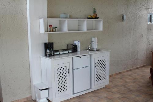 Hostal Bayahibe Guest House Hotel