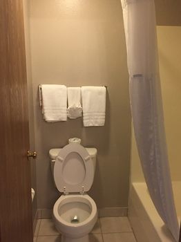 Hotel Super 8 Louisville Airport