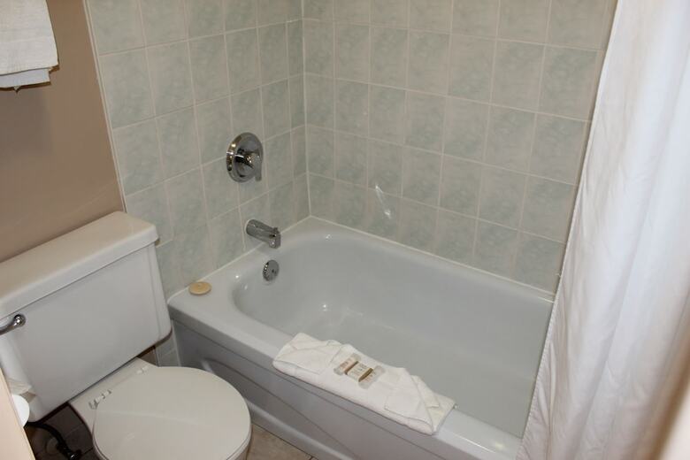 Hotel Howard Johnson Inn Red Deer