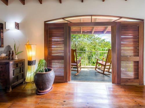 Apartamento Luxurious Spectacular Beachfront Rooftop Penthouse: A Caribbean Paradise